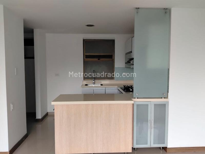 Modern 3BR Apartment in El Poblado - 5