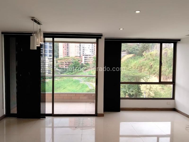 Tranquil 2BR Apartment in El Poblado