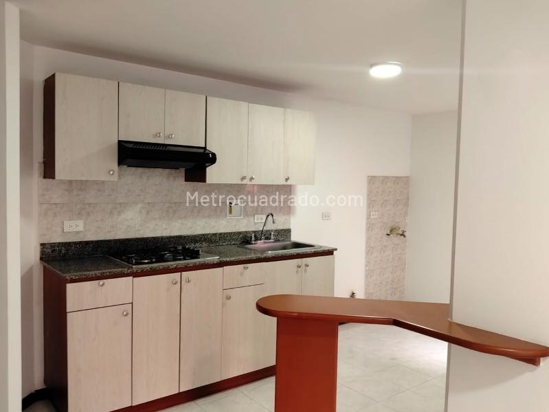 Apartamento de 2 Alcobas en El Poblado con Servicios - 5