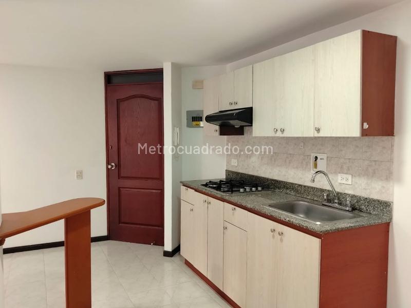 Apartamento de 2 Alcobas en El Poblado con Servicios - 7