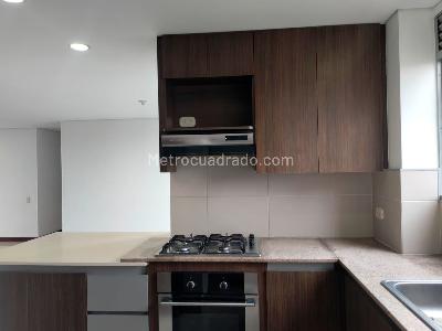 Apartamento de 3 alcobas en venta en Santa María De Los Ángeles, Medellín, 134 m² · foto 7 de 18