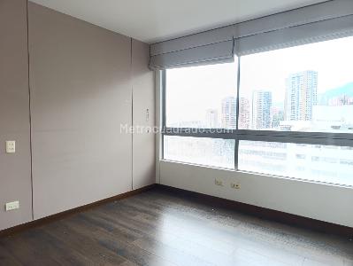 Apartamento de 2 alcobas en venta en El Poblado, Medellín, 115 m² · foto 12 de 19