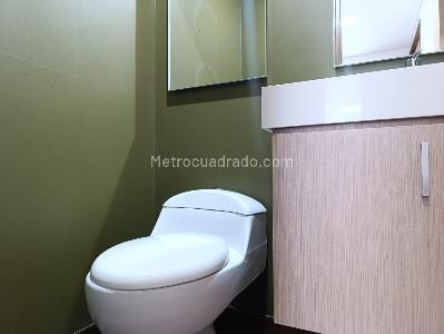 Apartamento de 2 alcobas en venta en El Poblado, Medellín, 115 m² · foto 17 de 19