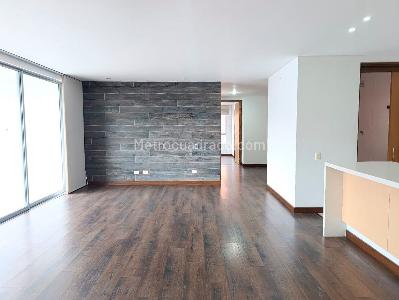 Apartamento de 2 alcobas en venta en El Poblado, Medellín, 115 m² · foto 6 de 19