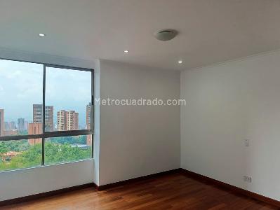 Apartamento en arriendo en El Poblado, Medellín · foto 13 de 17