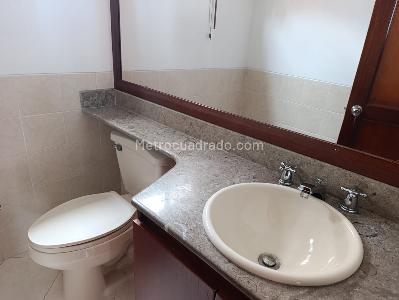 Apartamento en arriendo en El Poblado, Medellín · foto 17 de 17