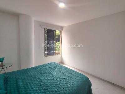 Apartamento de 3 alcobas en arriendo en Los Balsos, Medellín, 168 m² · foto 13 de 17