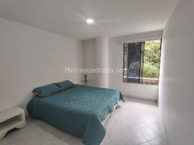 Apartamento de 3 alcobas en arriendo en Los Balsos, Medellín, 168 m² · foto 15 de 17