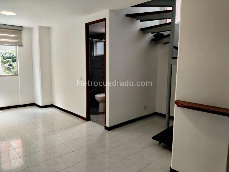 Apartamento de 2 Alcobas en El Poblado con Piscina - 2
