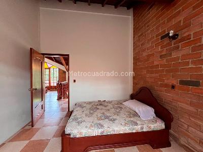 Casa de 4 alcobas en venta en Rionegro, Rionegro, 300 m² · foto 13 de 19