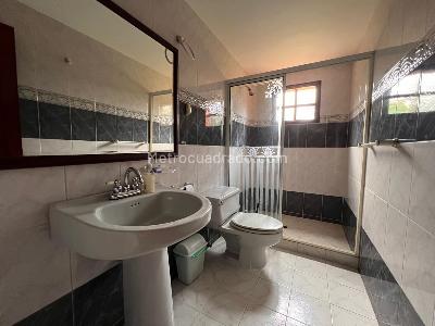 Casa de 4 alcobas en venta en Rionegro, Rionegro, 300 m² · foto 19 de 19