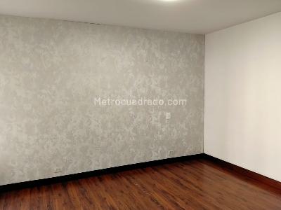 Apartamento de 3 alcobas en arriendo en El Poblado, Medellín, 150 m² · foto 10 de 19
