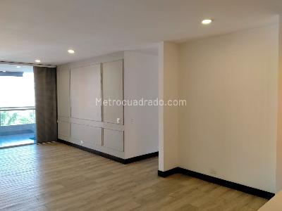 Apartamento de 3 alcobas en arriendo en El Poblado, Medellín, 150 m² · foto 3 de 19