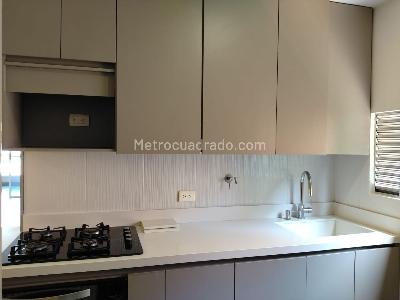 Apartamento de 3 alcobas en arriendo en El Poblado, Medellín, 150 m² · foto 7 de 19