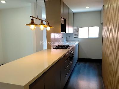 Apartamento de 3 alcobas en arriendo en El Poblado, Medellín, 150 m² · foto 8 de 19