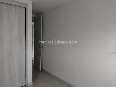 Apartamento de 3 alcobas en arriendo en Castropol, Medellín, 121 m² · foto 13 de 16