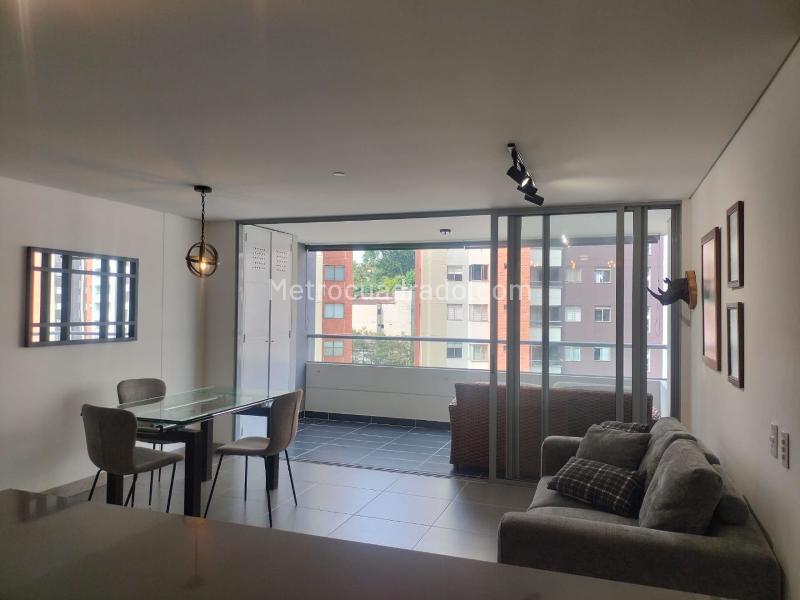 Apartamento Amoblado de 2 Alcobas en Envigado - 2