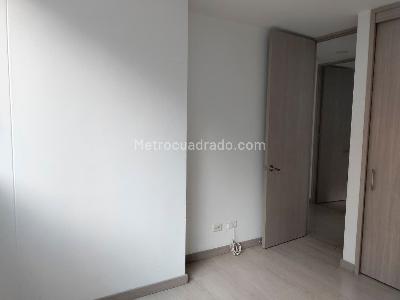 Apartamento de 3 alcobas en venta en El Poblado, Medellín, 96 m² · foto 13 de 18