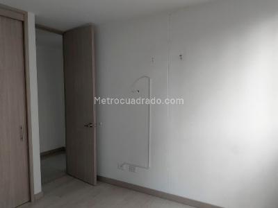 Apartamento de 3 alcobas en venta en El Poblado, Medellín, 96 m² · foto 16 de 18