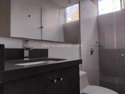 Apartamento de 3 alcobas en venta en El Poblado, Medellín, 96 m² · foto 18 de 18