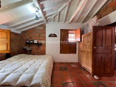 Casa de 3 alcobas en venta en Envigado, Envigado · foto 12 de 16