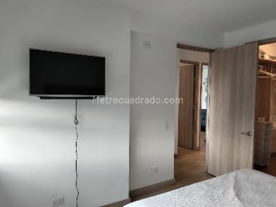 Apartamento de 3 alcobas en arriendo en El Poblado, Medellín, 95 m² · foto 10 de 18