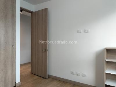 Apartamento de 3 alcobas en arriendo en El Poblado, Medellín, 95 m² · foto 16 de 18