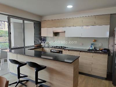 Apartamento de 3 alcobas en arriendo en El Poblado, Medellín, 95 m² · foto 7 de 18