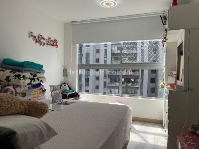 Apartamento en venta en Envigado, Envigado · foto 8 de 15