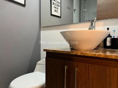Apartamento de 2 alcobas en venta en Envigado, Envigado, 65 m² · foto 13 de 14