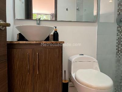 Apartamento de 2 alcobas en venta en Envigado, Envigado, 65 m² · foto 14 de 14