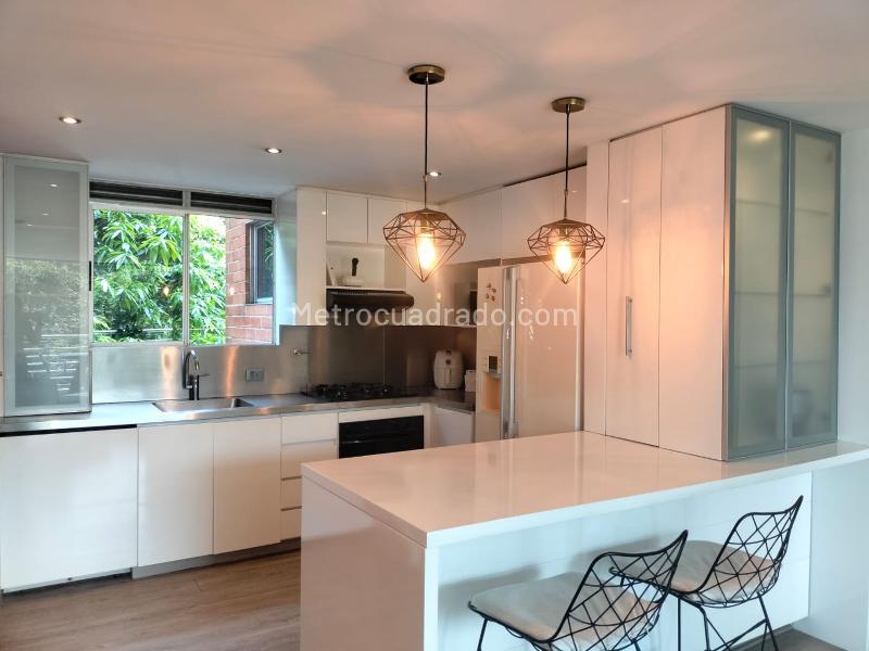 Furnished 2BR Apartment with Gym in El Poblado - 5