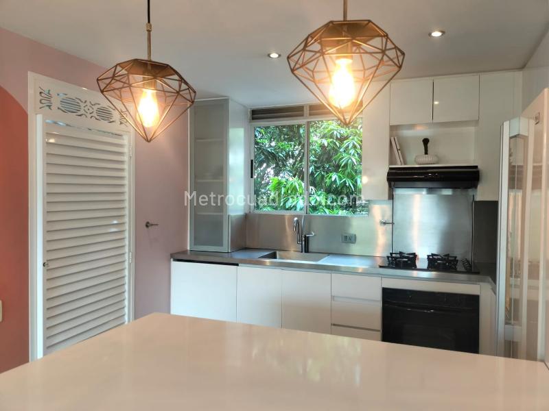 Furnished 2BR Apartment with Gym in El Poblado - 6