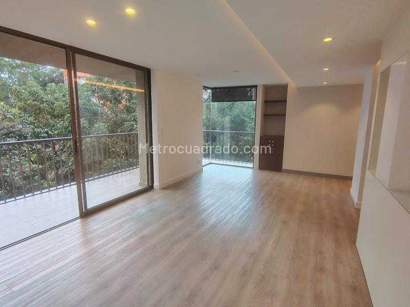 2BR Apartment in EL POBLADO (105 m²)