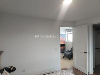 Apartamento de 2 alcobas en arriendo en El Poblado, Medellín, 75 m² · foto 10 de 16