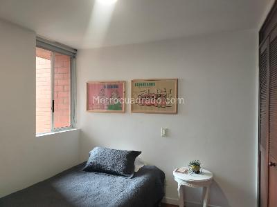 Apartamento de 2 alcobas en arriendo en El Poblado, Medellín, 75 m² · foto 12 de 16