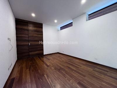 Casa de 4 alcobas en venta en Envigado, Envigado · foto 7 de 19