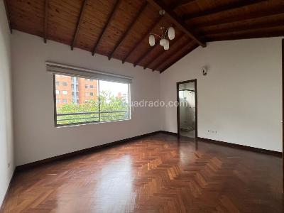 Casa de 3 alcobas en venta en Envigado, Envigado, 211 m² · foto 12 de 16
