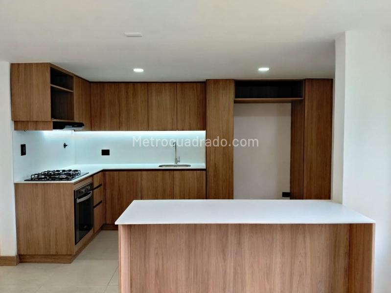 Apartamento de 3 Alcobas en El Poblado con Excelente Acceso - 5