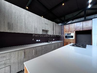 Casa de 3 alcobas en venta en Envigado, Envigado · foto 8 de 19