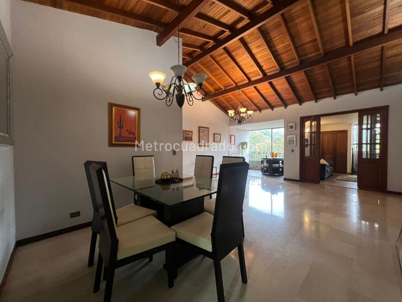 Apartamento de 3 Alcobas en Unidad Cerrada en El Poblado (3 Baños) - 4