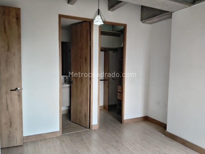 Apartamento Moderno de 2 Alcobas con Gimnasio en El Poblado - 8