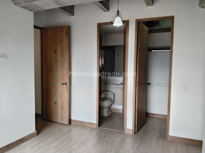 Apartamento Moderno de 2 Alcobas con Gimnasio en El Poblado - 9