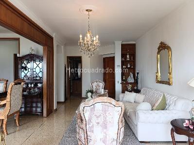 Apartamento de 3 alcobas en venta en Santa María De Los Ángeles, Medellín, 177 m² · foto 2 de 18