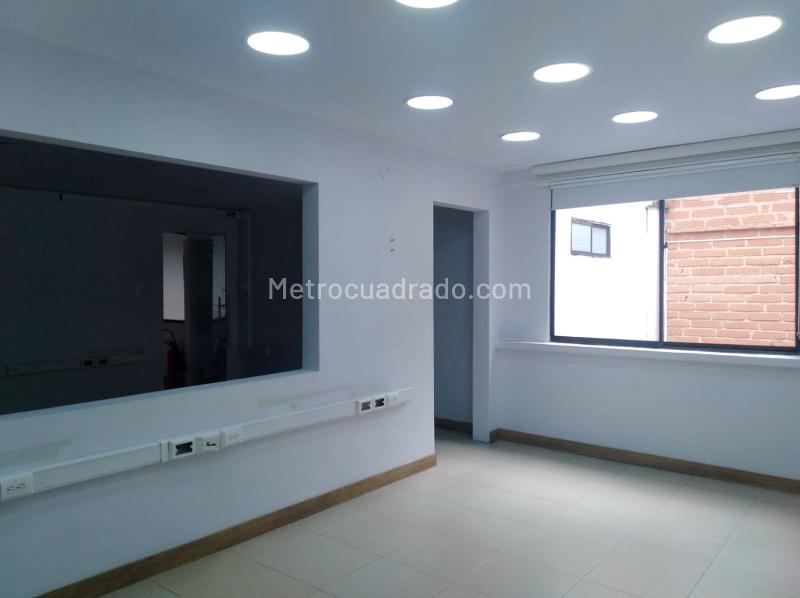 Oficina en Arriendo, LAURELES, Medellín - Mehr