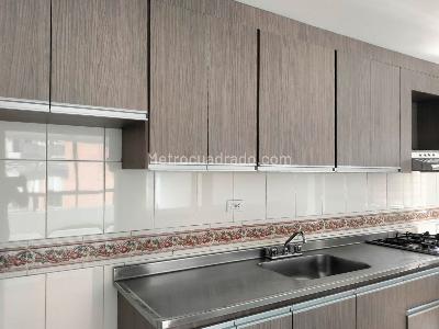 Apartamento de 2 alcobas en arriendo en Santa María De Los Ángeles, Medellín, 75 m² · foto 4 de 14