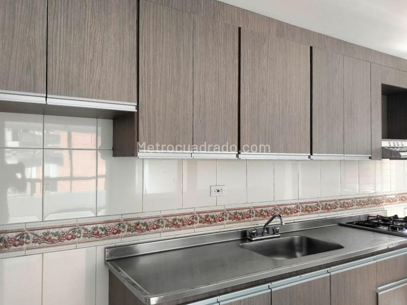 Apartamento en Arriendo, EL POBLADO, Medellín - 4