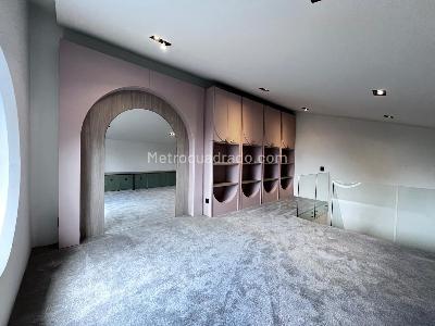 Casa de 4 alcobas en venta en El Poblado, Medellín, 1085 m² · foto 16 de 20