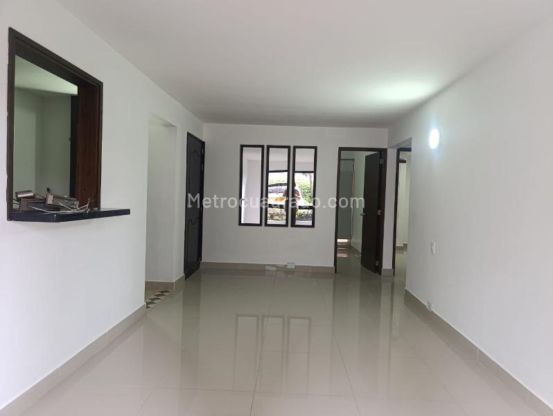 Modern 3BR Apartment with Terrace in El Poblado - 4