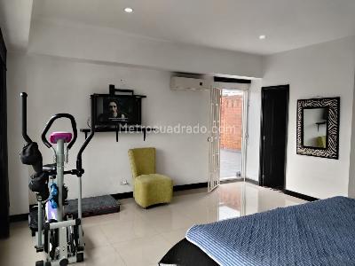 Apartamento de 2 alcobas en venta en El Poblado, Medellín, 120 m² · foto 11 de 18